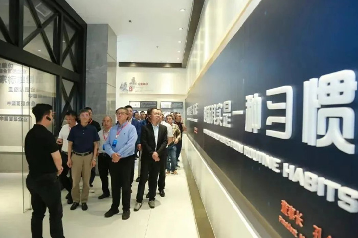 實地參觀玫德集團數字化工廠